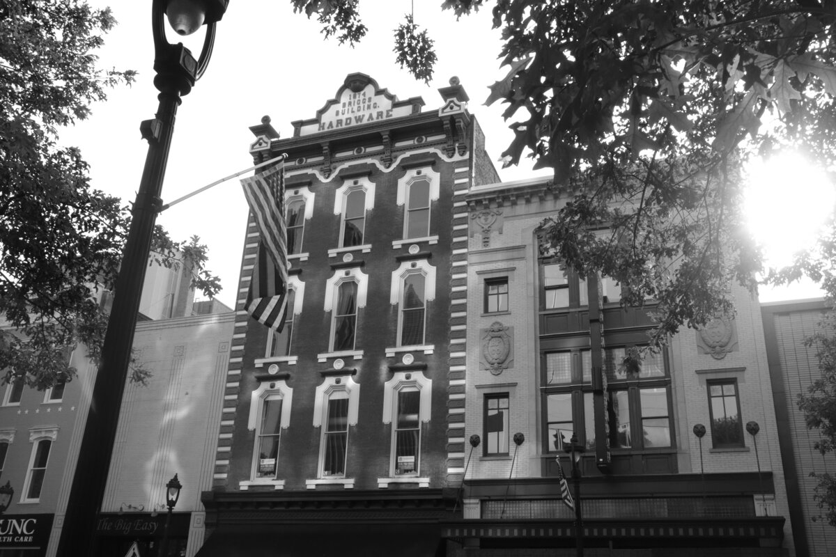 Briggs Hardware Building